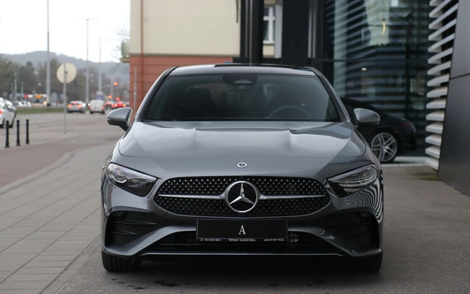 Mercedes-Benz Klasa A cena 213442 przebieg: 10, rok produkcji 2023 z Koźmin Wielkopolski małe 326